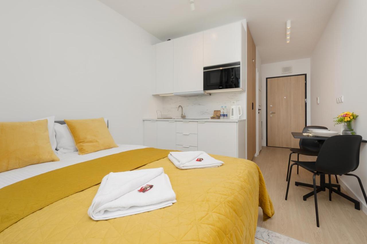 L27 Apartments Sauna And Gym Варшава Екстериор снимка