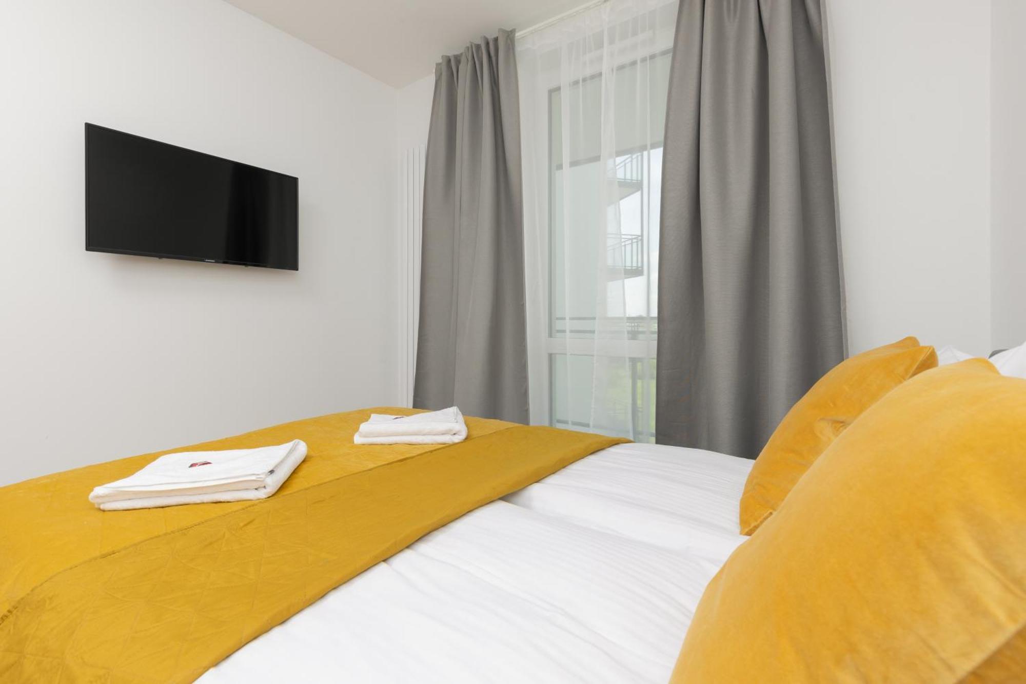 L27 Apartments Sauna And Gym Варшава Екстериор снимка